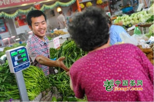 臺(tái)風(fēng)致南京溧水菜價(jià)飆升 ()